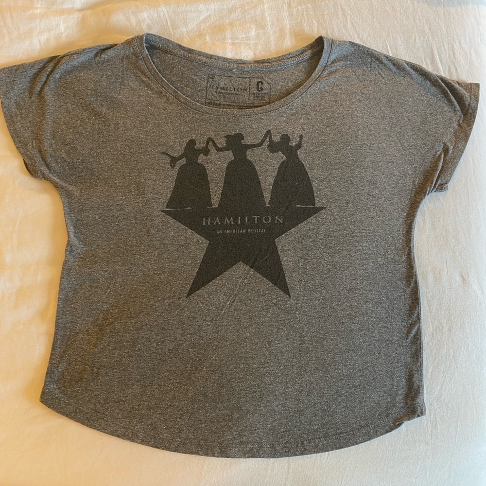 Hamilton Charcoal Women’s T-Shirt with Schuyler Sisters Design